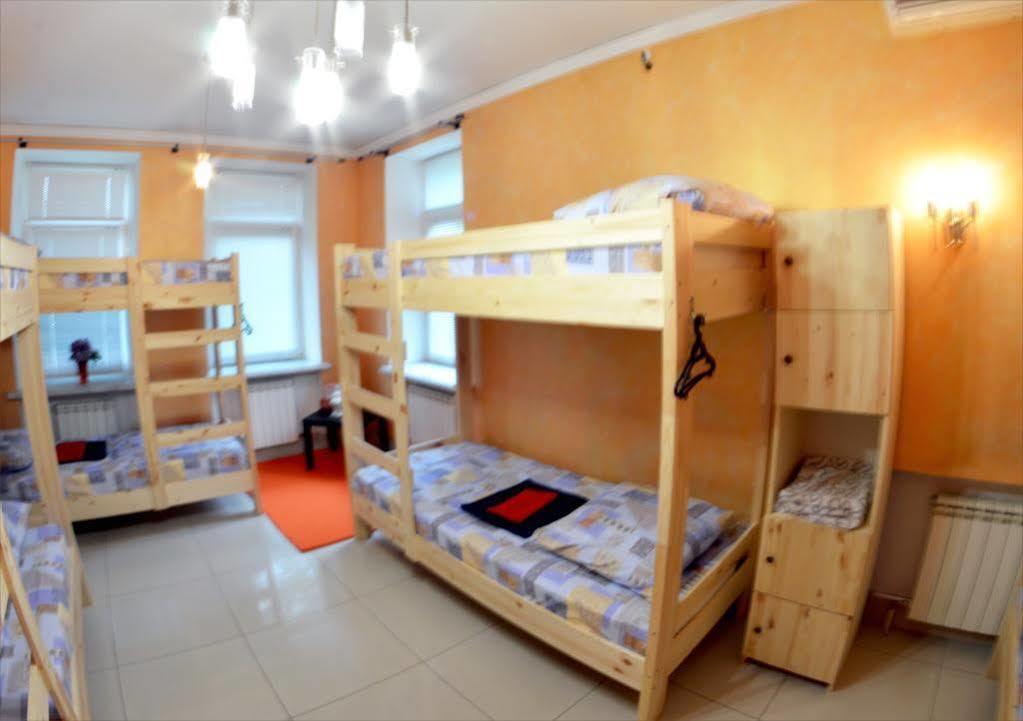 Hostel Wow Vladimir Bagian luar foto